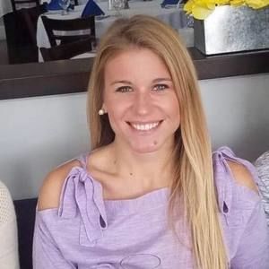 Meet your Posher, Emily